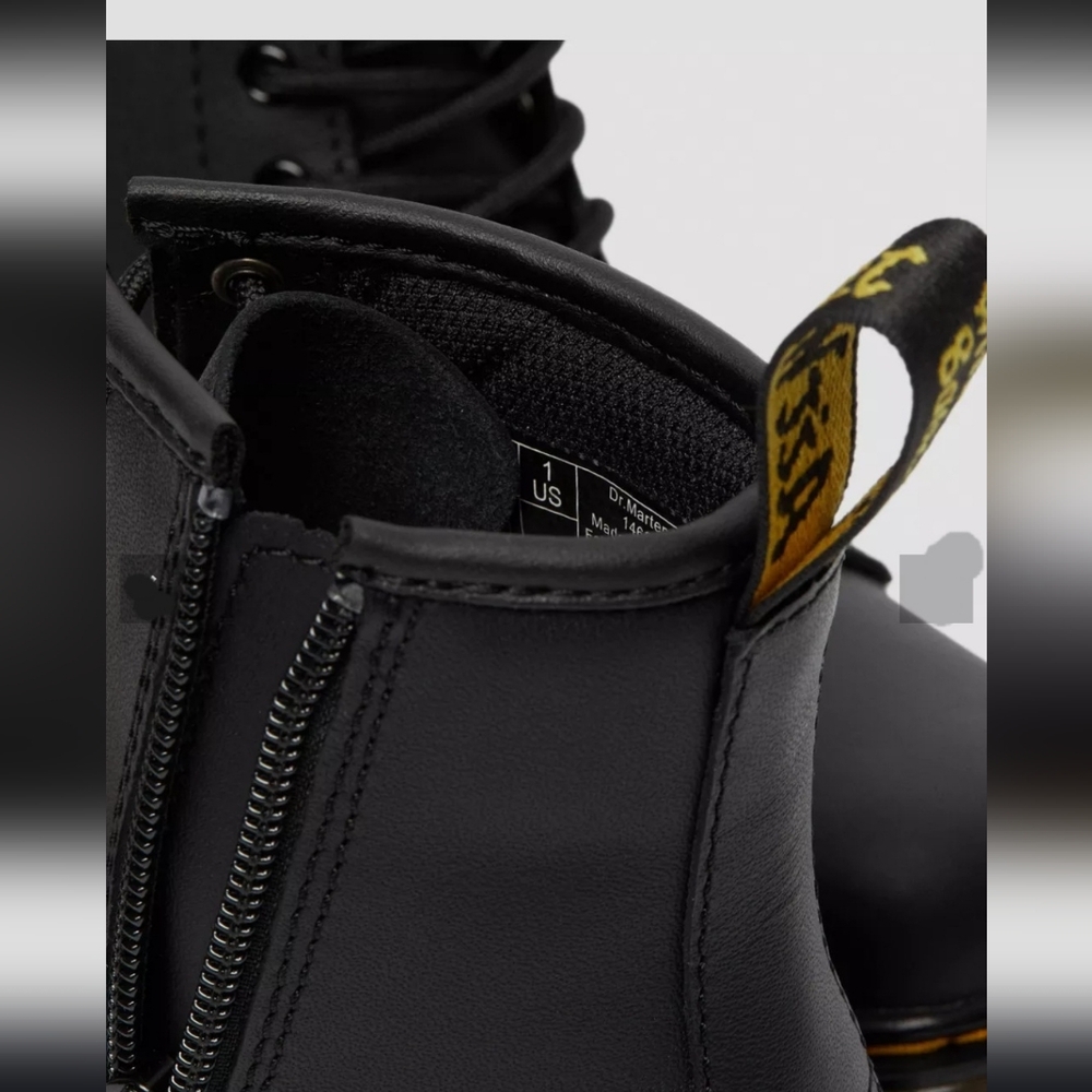 Dr. Martens Doc Marten AirWair Black Combat Boots 1460 Junior Moto NEW Size 3 US - Picture 6 of 11